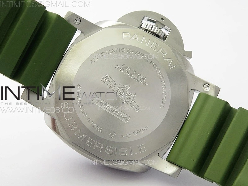 PAM1226 Y VSF 1:1 Best Edition White Dial on Green Rubber Strap P.900 Super Clone